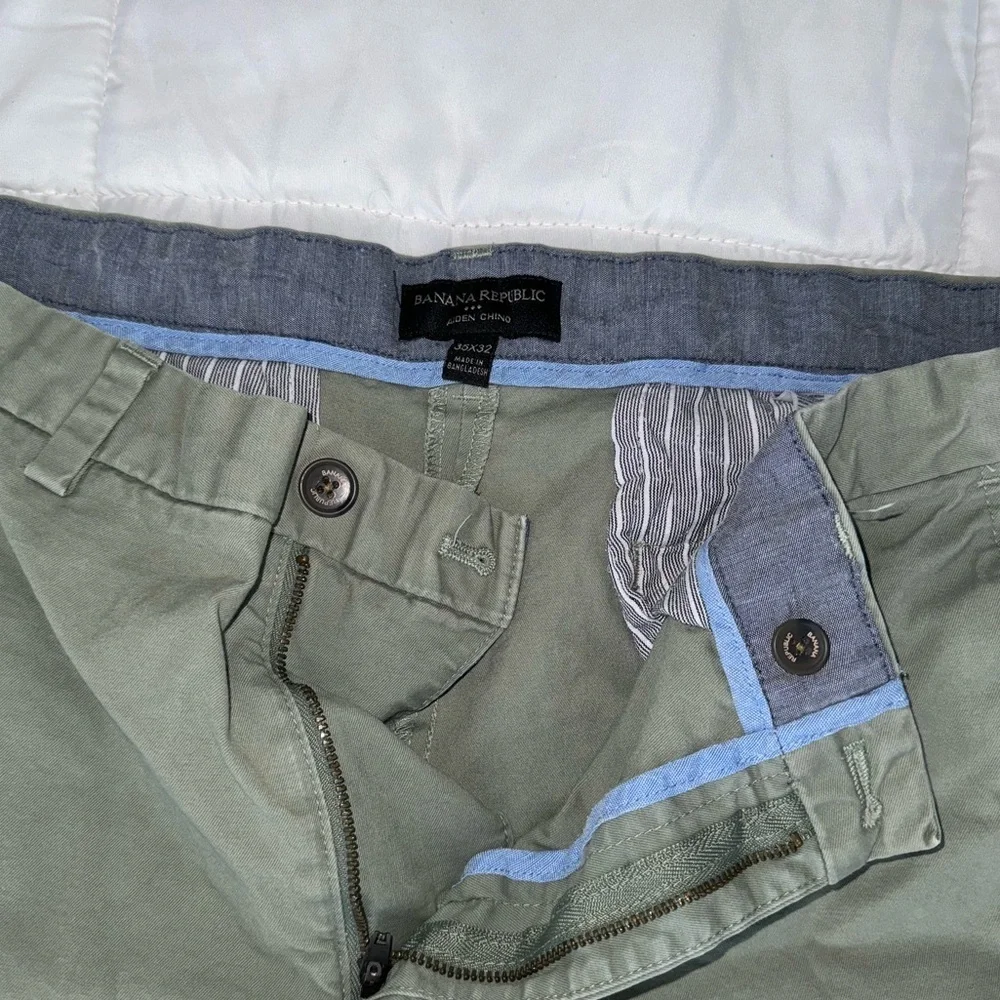 Green banana republic Aiden chino pants